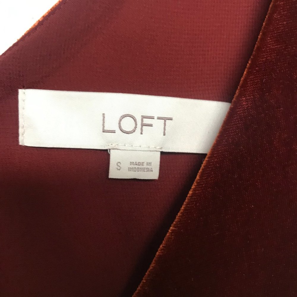 Loft Velvet Shell - Picture 3 of 3